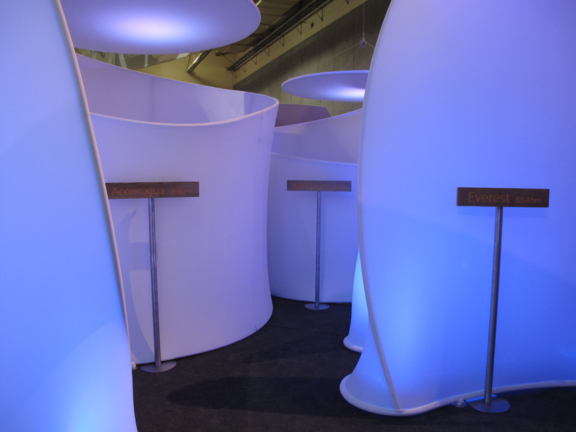 With four conference rooms next to each other, acoustic liner was important to keep conversations private. 