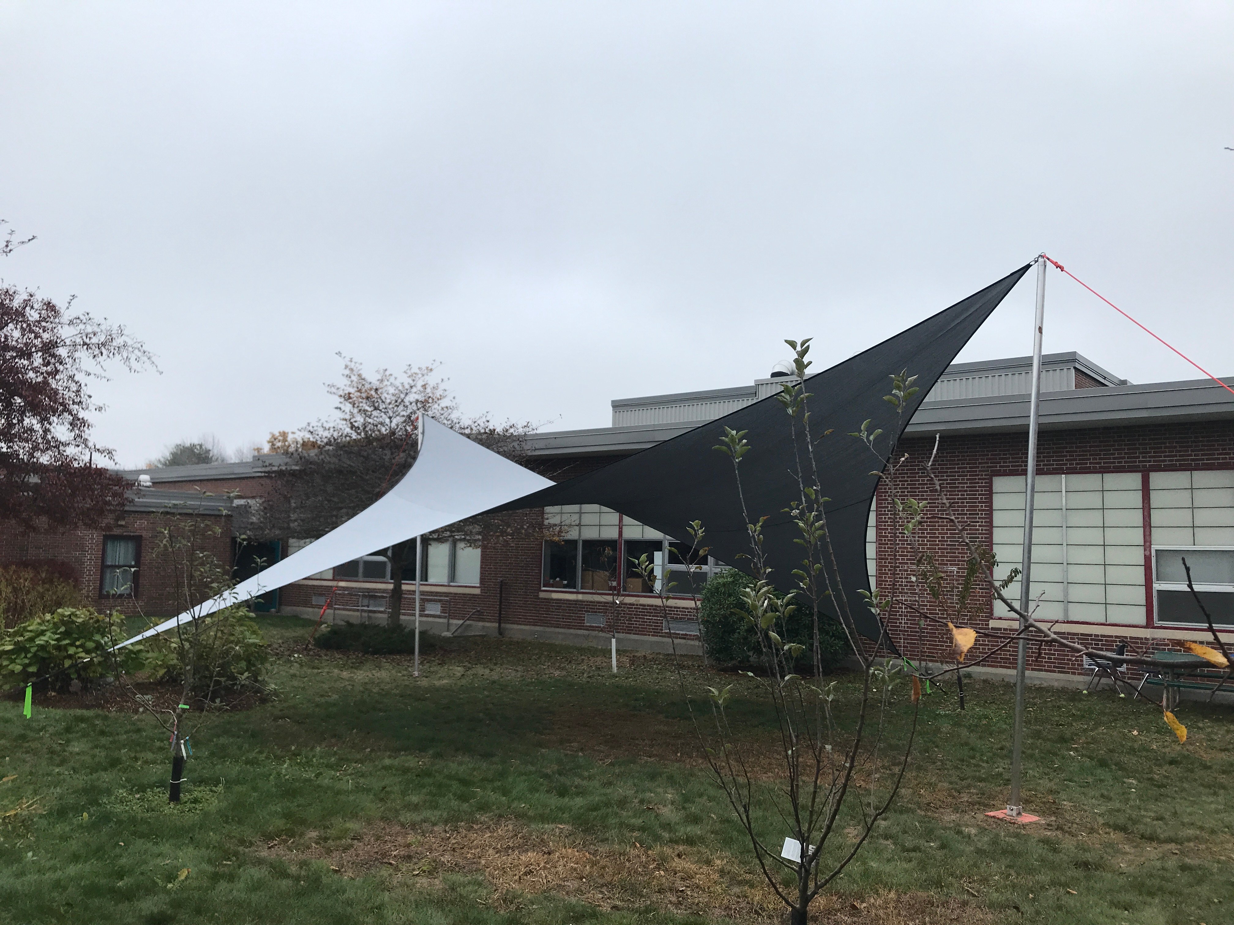 Lyman Moore Middle School Courtyard Classroom Shade Wing